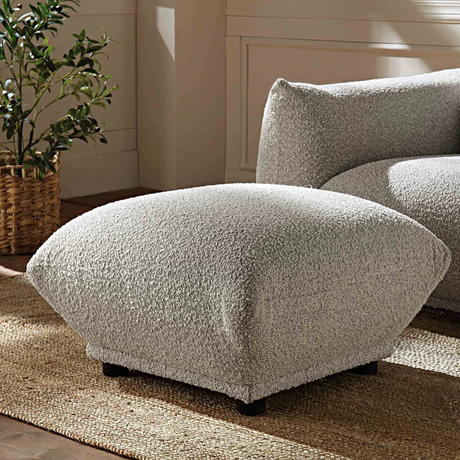 Gianni Pouffe, Mist Grey Boucle 1 Gianni Pouffe, Mist Grey Boucle