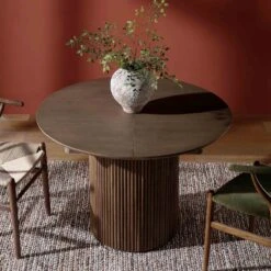 Maru Round 4-6 Seater Extending Oak Pedestal Dining Table, Silver Oak 18 Maru Round 4-6 Seater Extending Oak Pedestal Dining Table, Silver Oak -Daals Shop BSD 135 SILK scene3