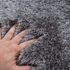 Silver Tufted Shaggy Rug 160 X 230 Cm -Daals Shop RG Y02 SILVER detail4 8b0bd74a b381 4f3a b74b 3666acf38ad1
